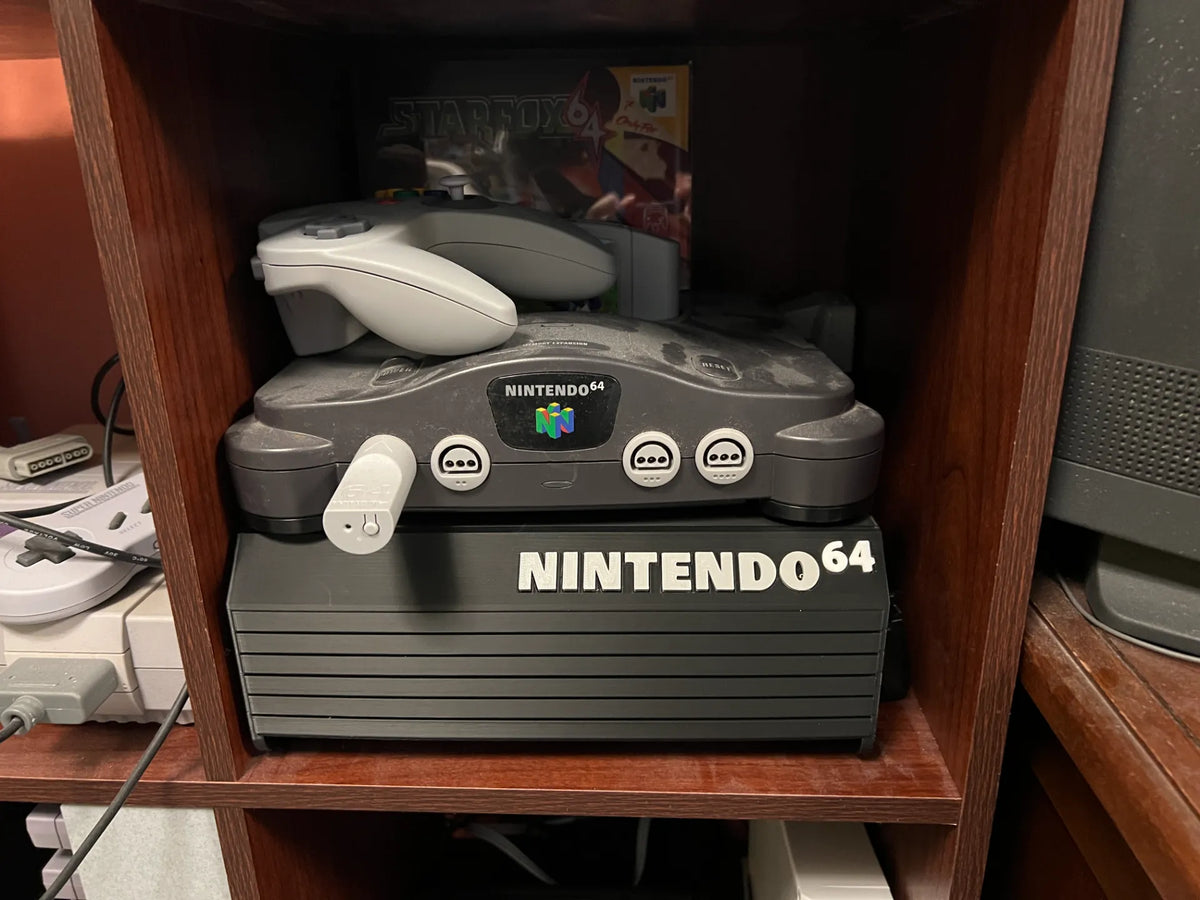 N64 storage case front view