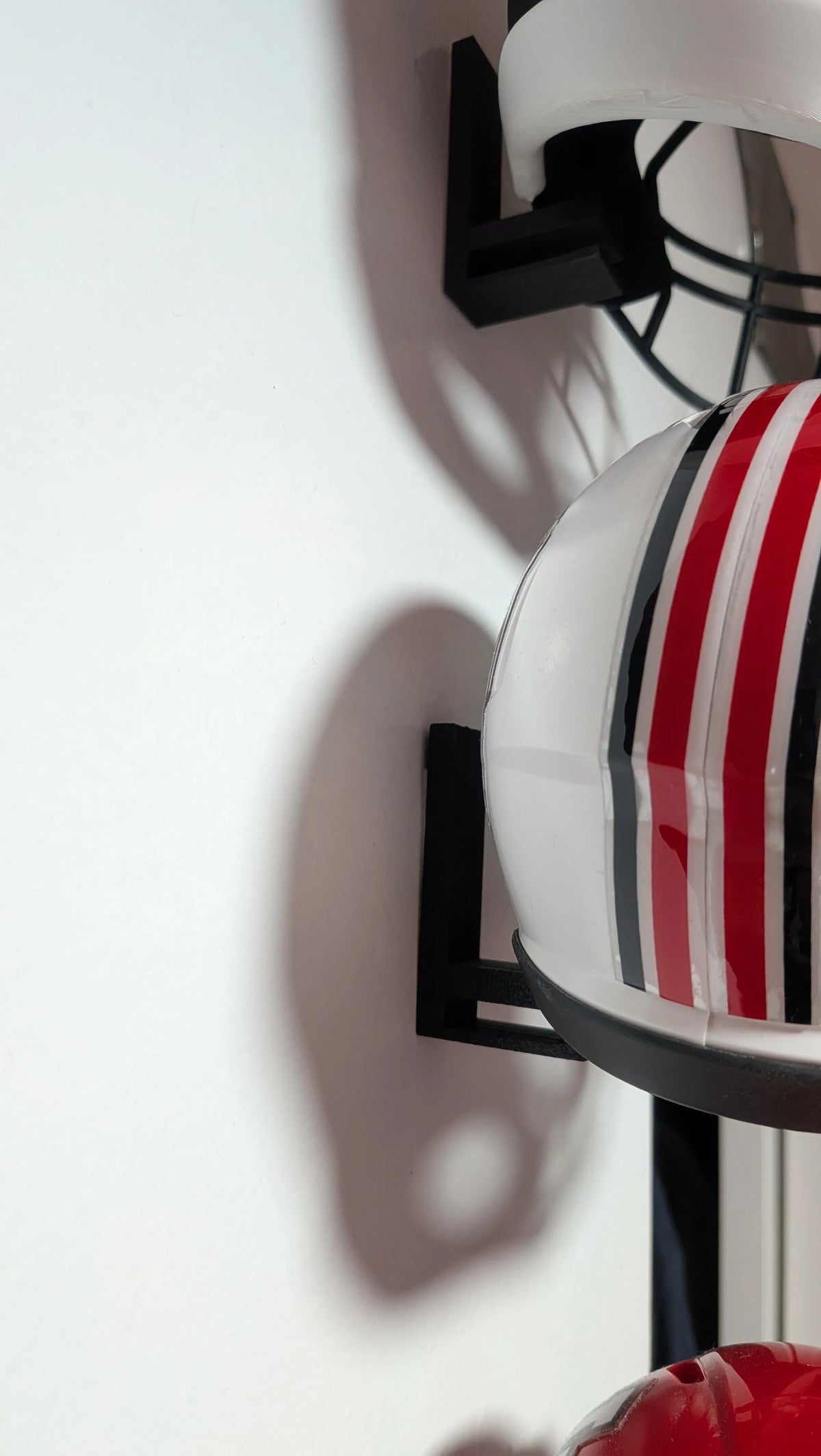 Mini helmet wall mount display